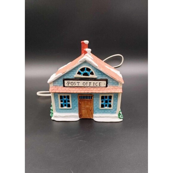 Dickens Collectables Christmas Village Post Office Lighted Building Vintage 1989 - Picture 2 of 9